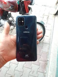 Infinix hot 10 for sale argent 4/64