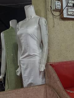 dummy condition acha he 10 pice available