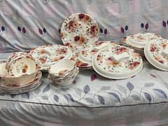 New dinner set 72 pieces