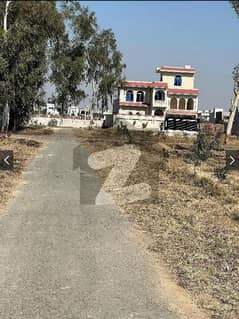 2 KANAL COMMETCIAL PLIT IS AVAILABLE FOR SALE IN GOVT OFFICERS COOPERATIVE HOUSING SOCIETY