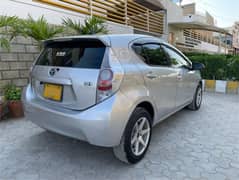 Toyota Aqua S-key
