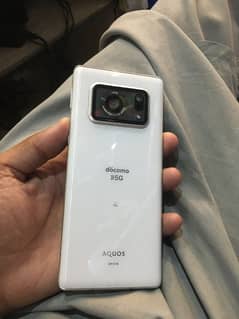 Sharp Aquos R6