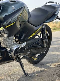 Yahama ybr125