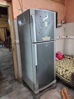 dawlance refrigerator