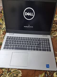 Dell Inspiron 3501 core i5 11th Gen 8 GB 256 SSD