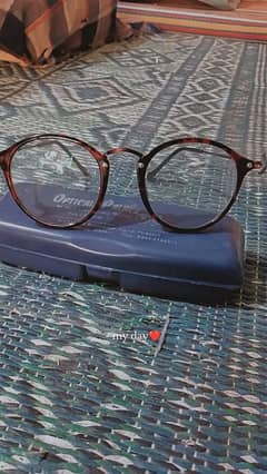 glasses