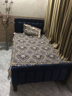 2 single beds pure wood beds with mattress