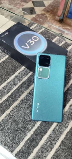 vivo V30 12/256  78500