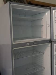 I am selling my Dawlance Refrigerator