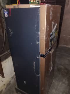 fridge dawlance 6 months used