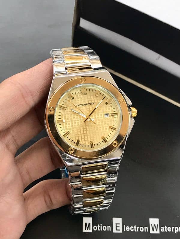 .  First-Class Men’s Watch – Date, Chain, Style – All in One! 1