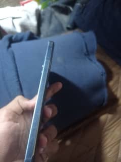 8 / 256 GB memory