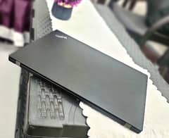 Lenovo T490s