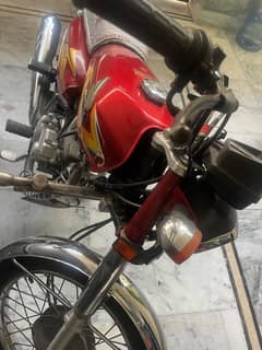 Honda CG 125 model 2021 Lush
