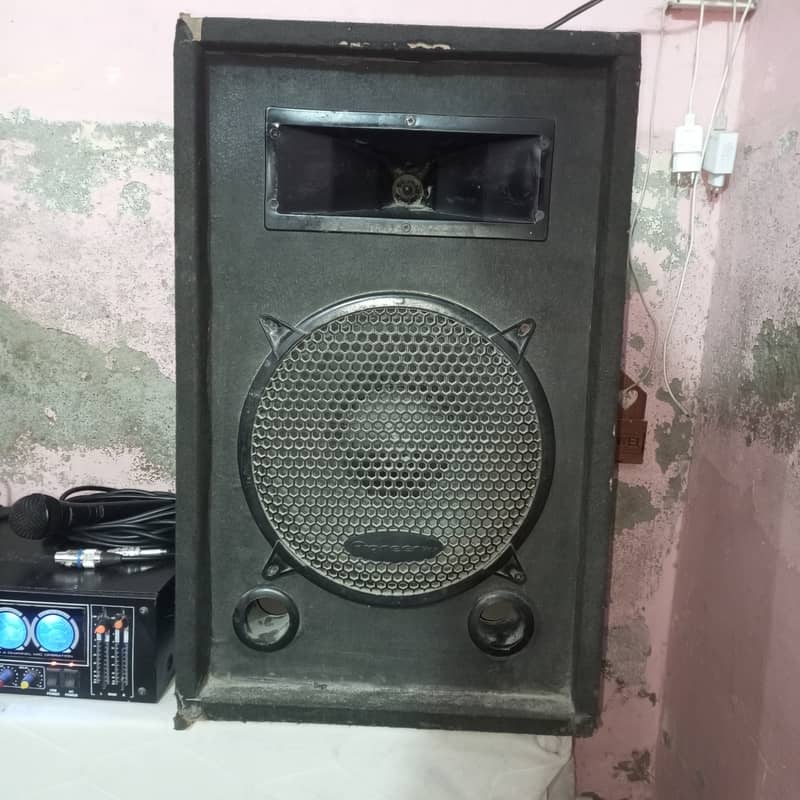 amplifier and sound system setup. . . 0.3. 2.4. 2.0. 1.4. 9.5. 4/03178958440 2