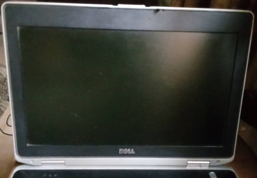Dell latitude E6430 0