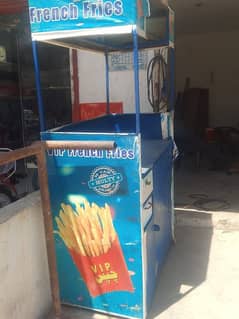 finger fries counter