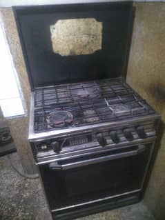 I m selling oven good use condition sell n exchange