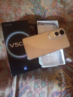 Mobile vivo v 50 lite 12/256 complete box urgent sale wtp 0329=3683376