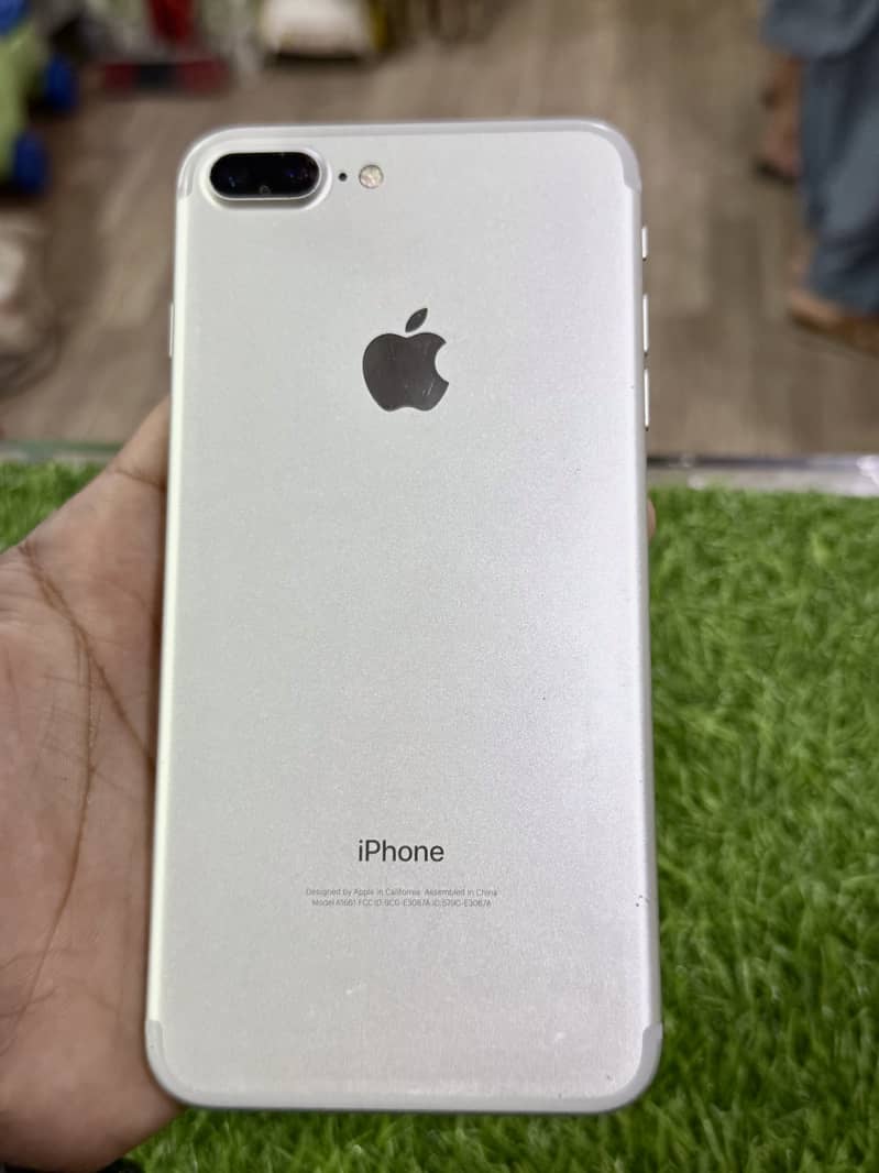 PTA Approved iPhone 7 Plus – 32GB, All Functions Working Perfectly 6
