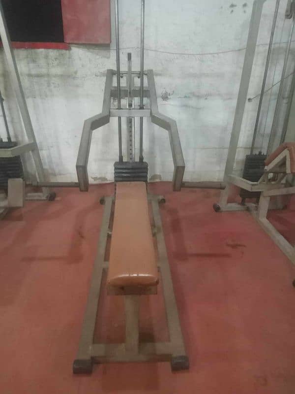 complete gym setup running condition me 5