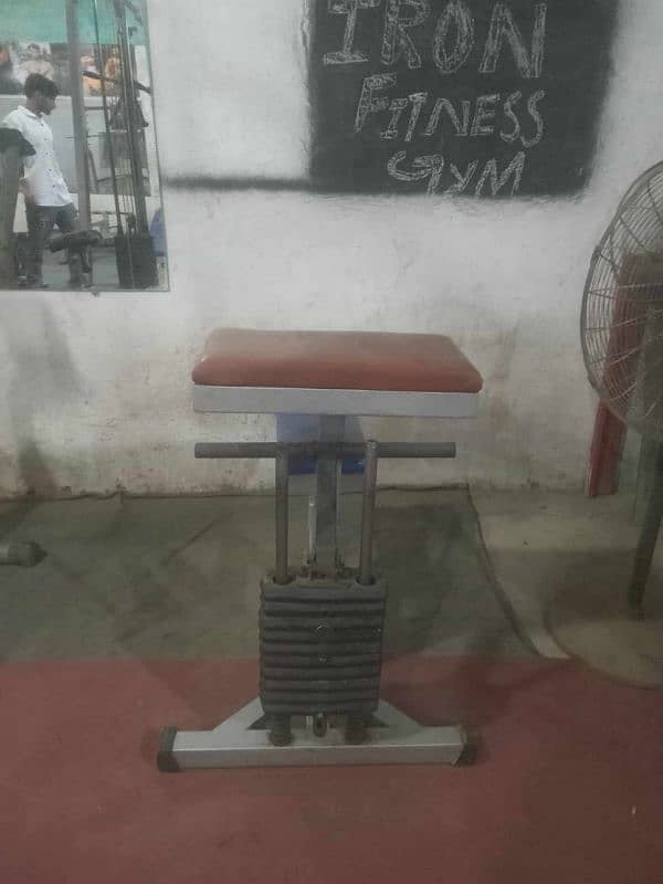 complete gym setup running condition me 12