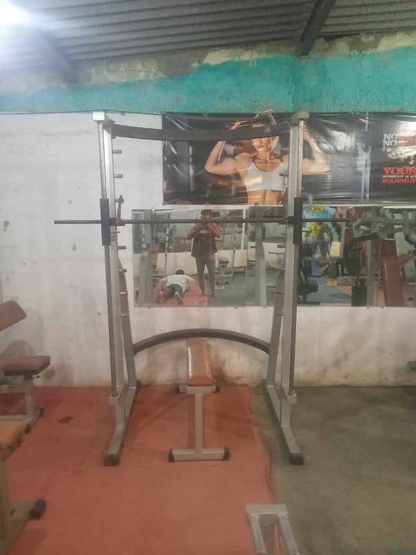 complete gym setup running condition me 14