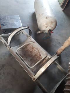 Gass Salinder