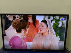 Original Haier LED TV 32 Inches Simple Excellent Conditions