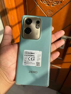 Infinix zero 30