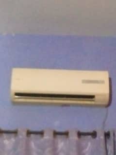 Haier split