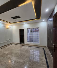 5 Marla Lower Portion Available On Rent