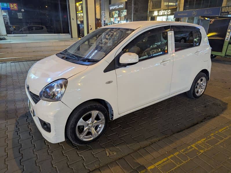 Daihatsu Mira 2015 all over genuine noo paint registered 2018 6