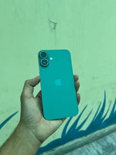 iPhone XR into 16