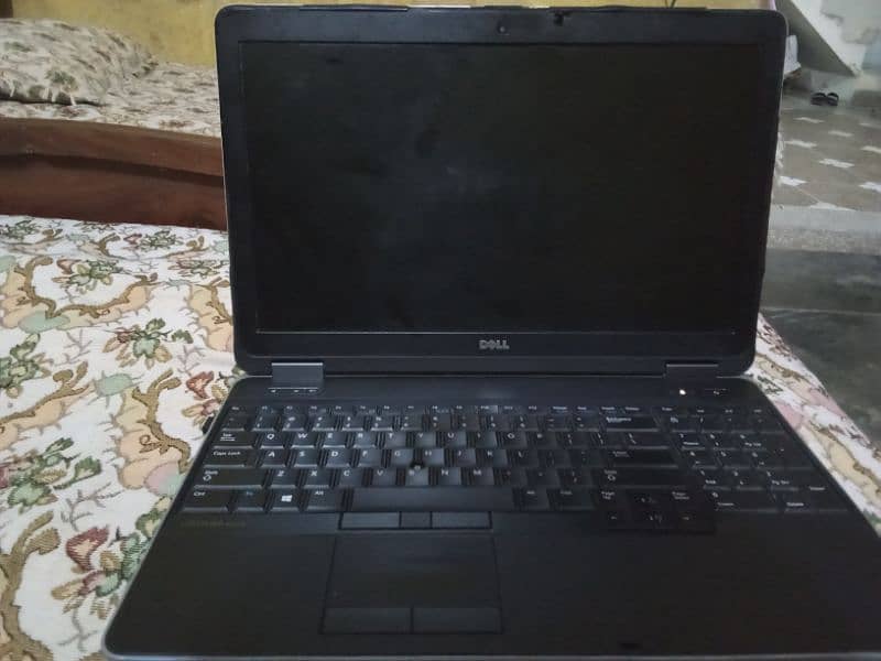 laptop processor intel(R) core i5 1