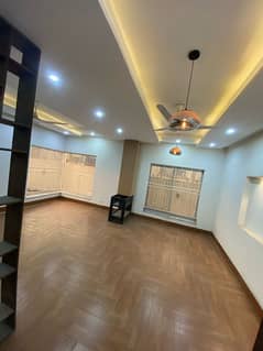 10 Marla Beautiful House For Rent in Bismillah