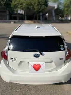 Toyota AQUA 2015/18 G push start excellent condition
