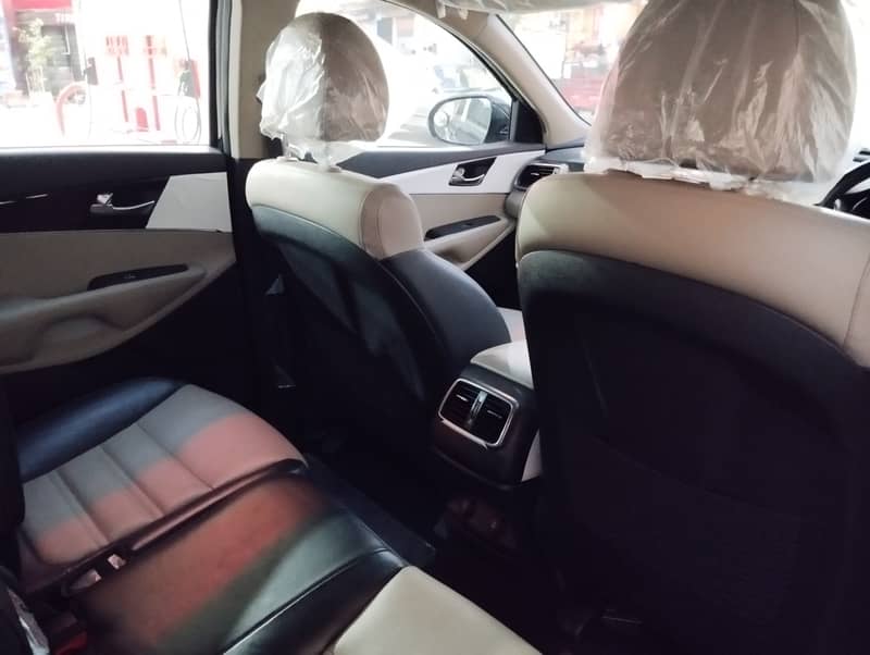KIA Sorento 2022, 3.5 FWD 6