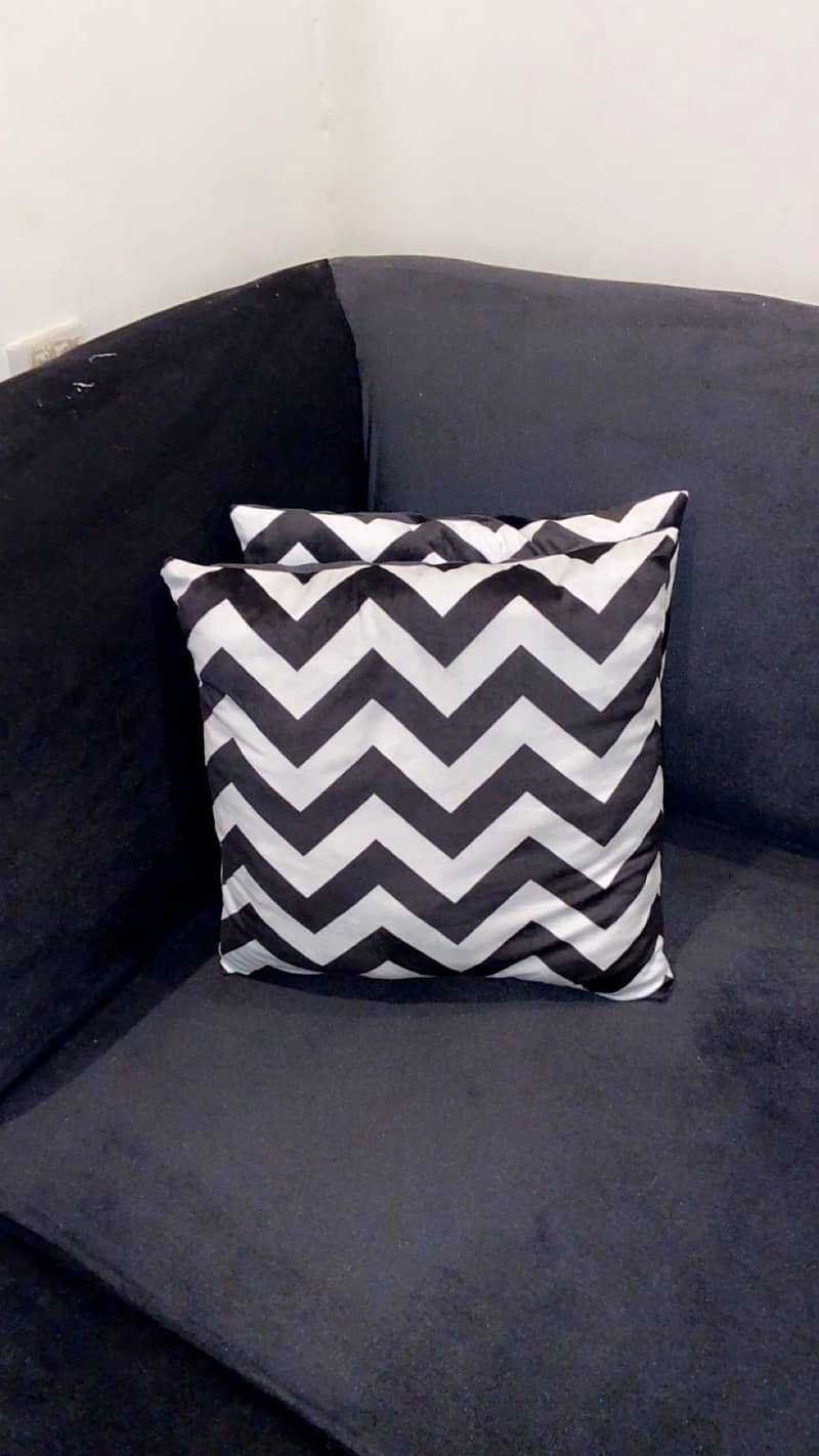 I am salling new L shape sofa 3