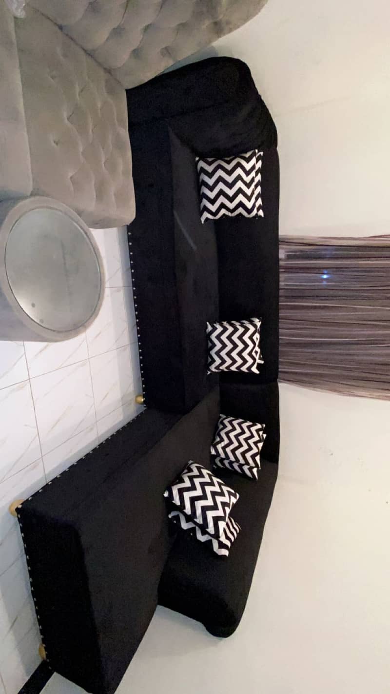 I am salling new L shape sofa 5