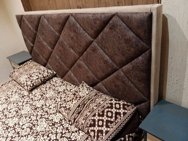 low profile bed set complete with dressing table 2