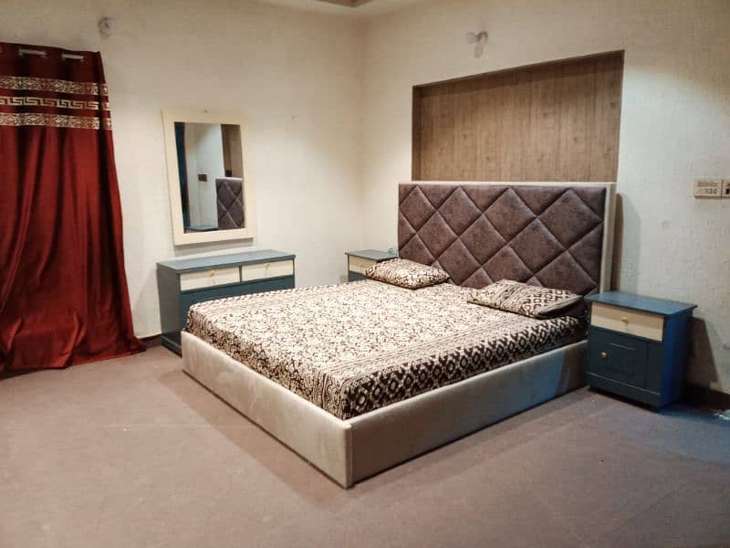 low profile bed set complete with dressing table 4