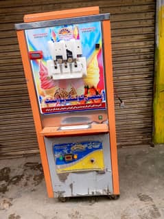 Ice cream machine