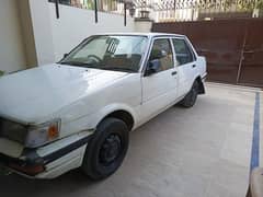 Toyota Corolla DX Saloon