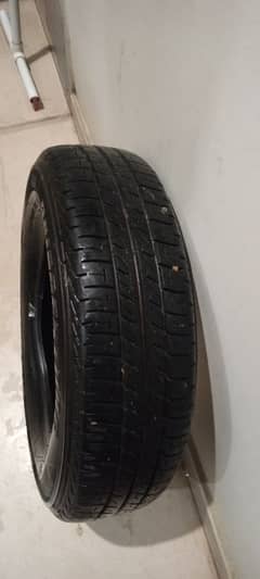 1 tyre Available for Stepney