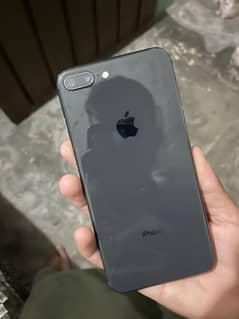 iphone 8plus 64gb watsap only 03224005915 true tone off bettrey 77