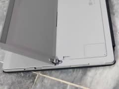 Microsoft surface pro 7+