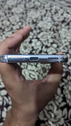 Samsung S22 8/128