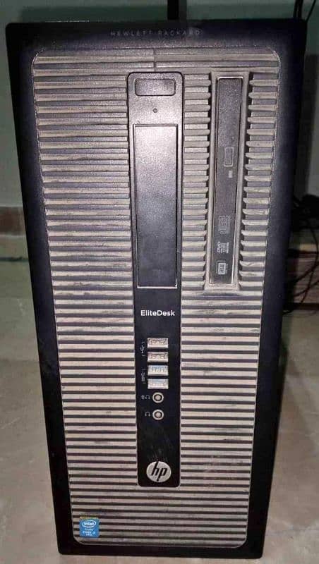 HP Desktop Core i5 4th Gen 8/180 with LCD 0