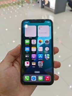 Iphone 11 pta approved with box